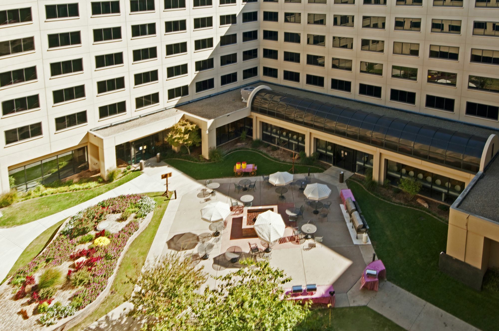 Nced Conference Center & Hotel Norman Dış mekan fotoğraf